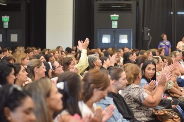 Festejamos el concurso, la estabilidad docente